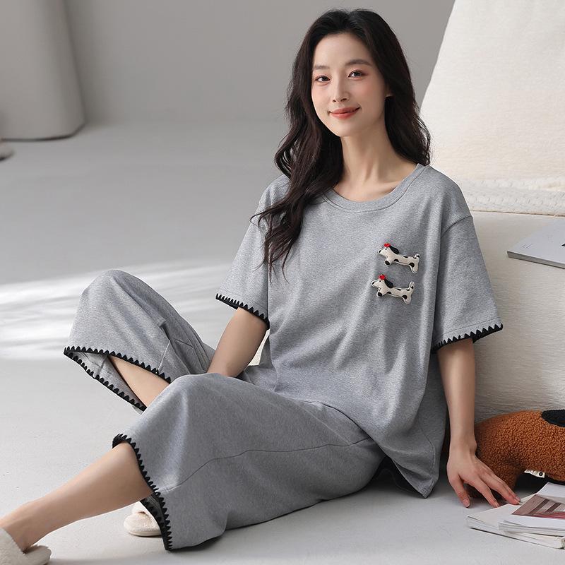 Women's Pure Cotton Pajama Set with Built-in Bra, Short Sleeve Top & 7/8 Pants - Sweet Summer Homewear.