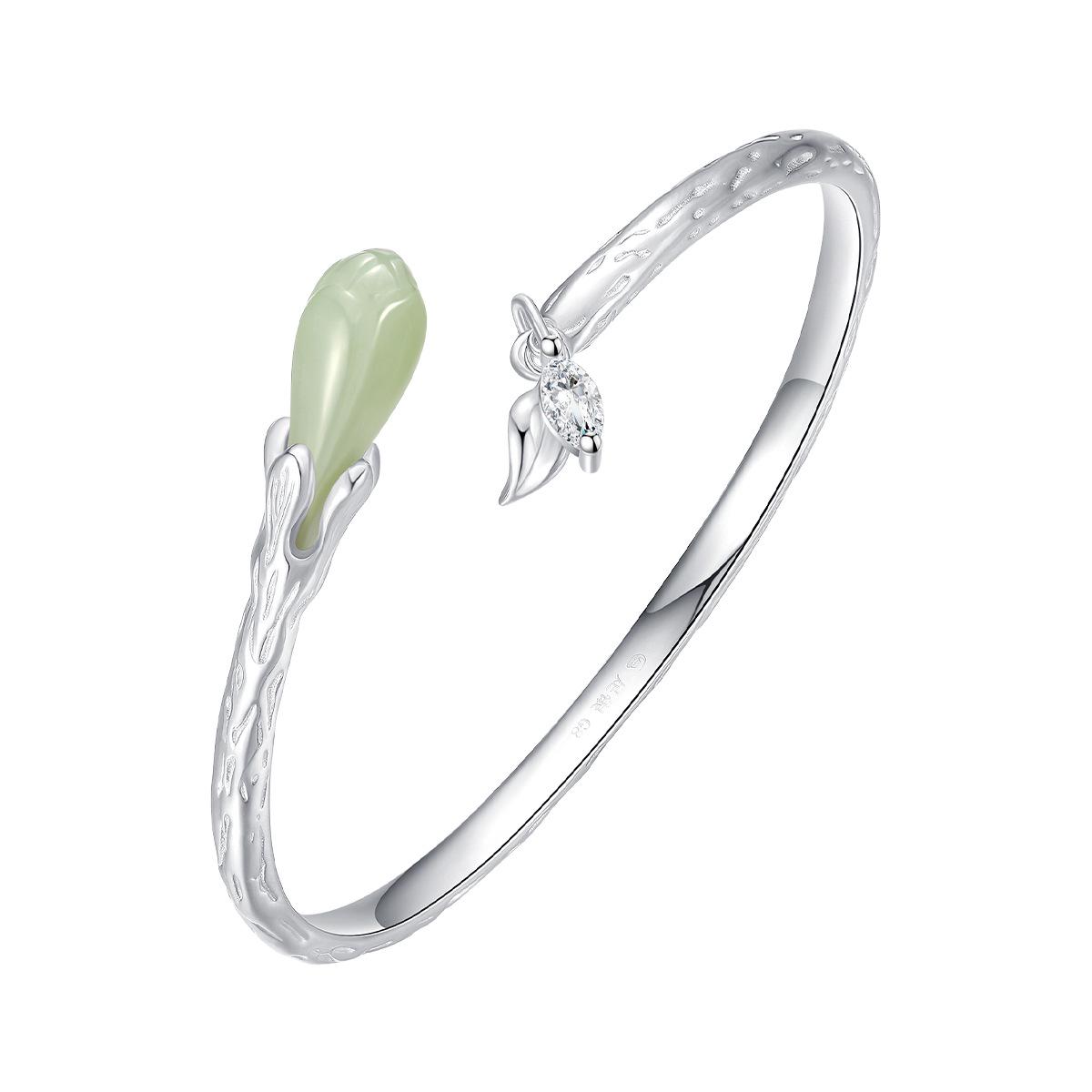 

Браслет-манжета из стерлингового серебра 925 пробы с открытой регулируемой конструкцией и нефритом Хетиан Магнолия - Универсальный дизайн высокого класса для женщин Pure Silver