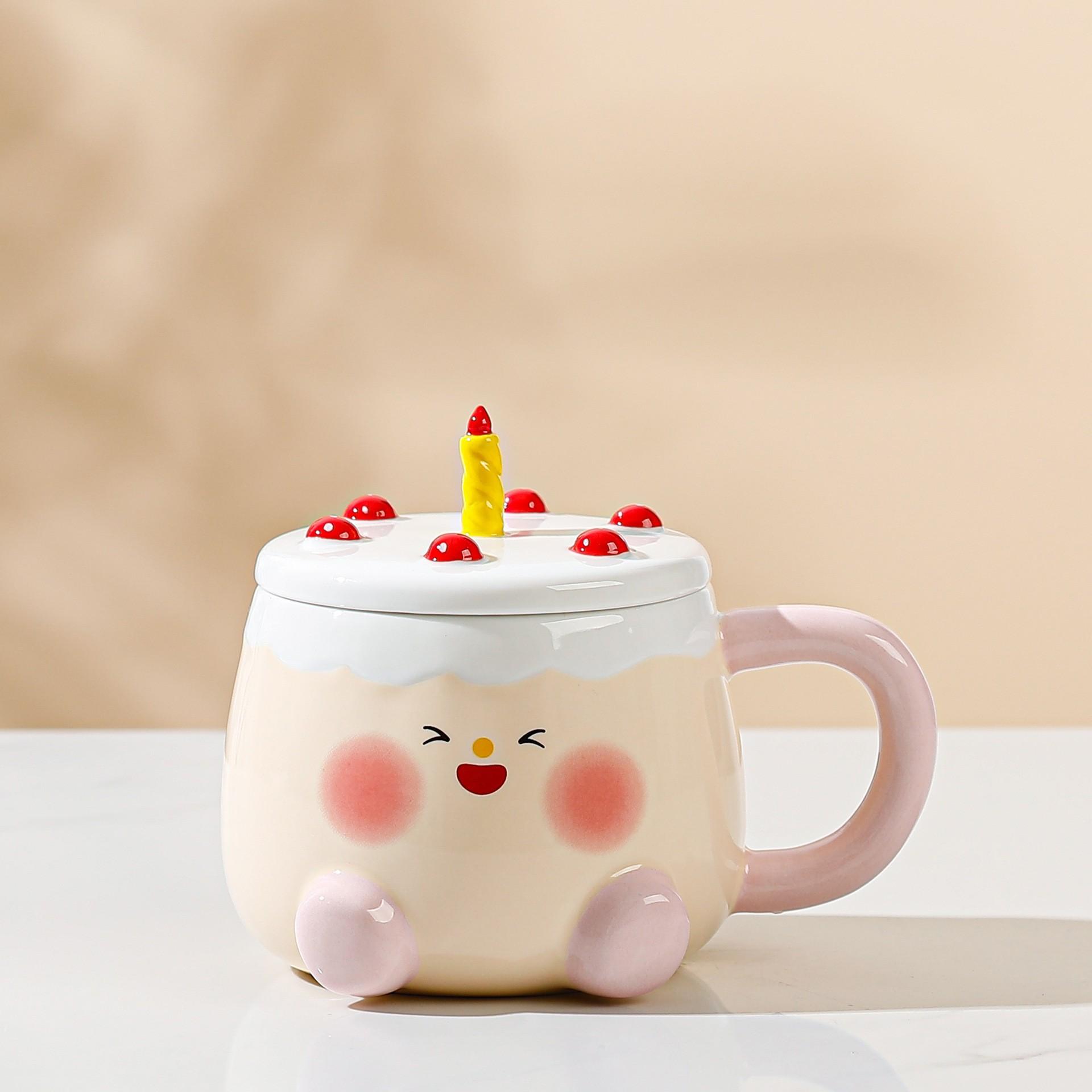 

High looking Cake Ceramic Cup for Girls Cute Cartoon Home Set of Mug with Lid Coffee Cup Gift Box 460ML