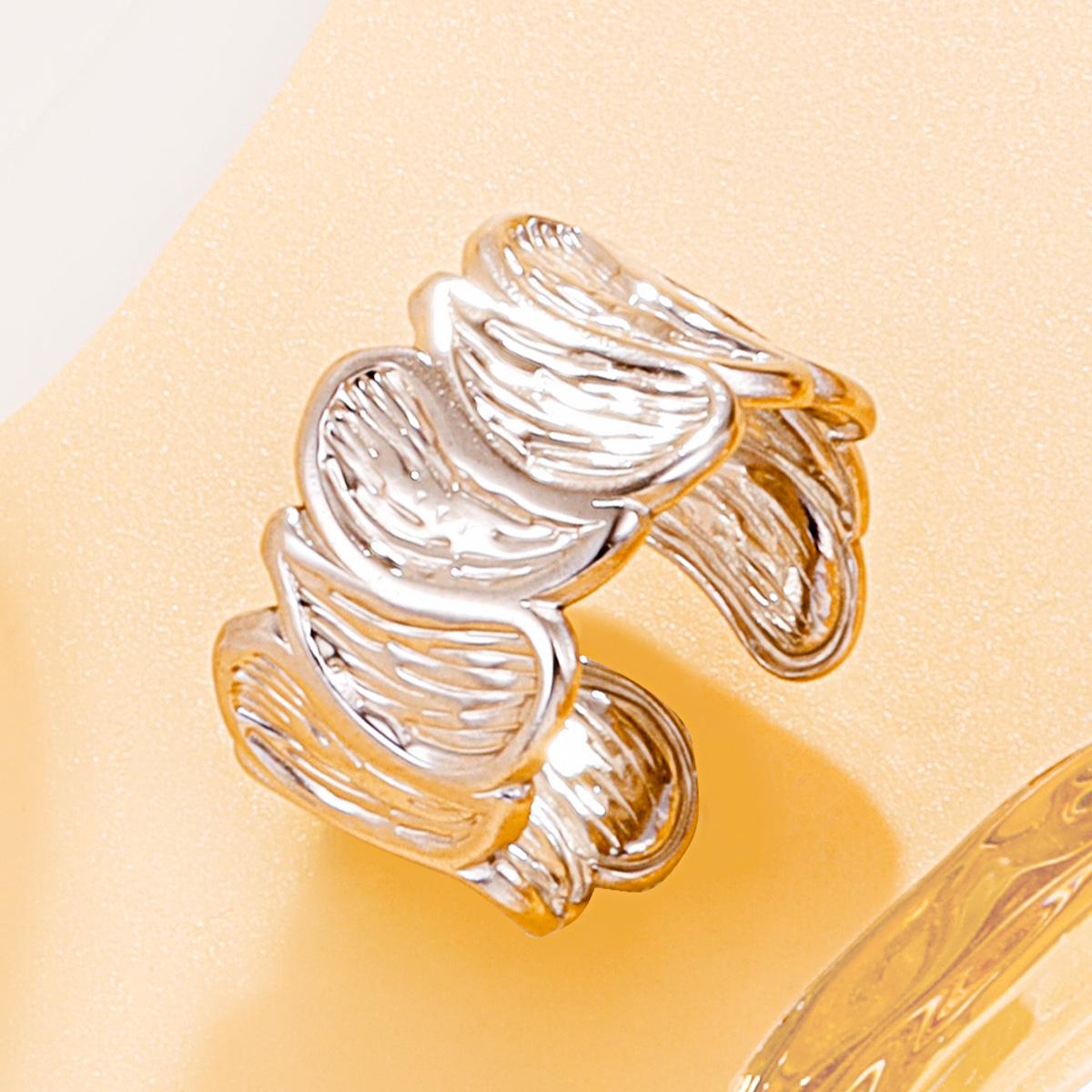 Vintage-Inspired Irregular Geometric Water Drop 18K Gold Plated Stainless Steel Ring for Women