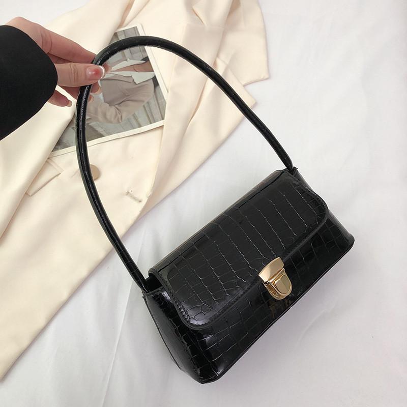 Trendy Stylish Retro Handbag For Women In Candy Colors Fashionable Baguette Shoulder Bag чёрный
