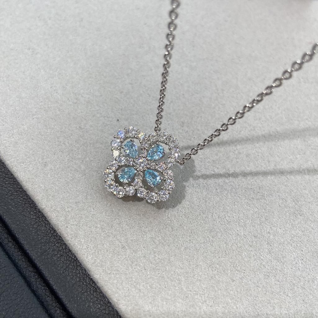 Four-Leaf Clover Diamond-Inlaid Necklace for Women - Electroplated Pendant Necklace, Anti-Fade Color-Lasting Fashion Accessory