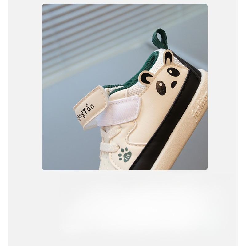 Popolari nuove scarpe traspiranti per bambini scarpe per neonati e bambini piccoli antiscivolo cartone animato supporto medio scarpe sportive moda