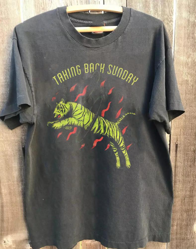 Band Rock TAKING BACK SUNDAY TShirt Short Sleeve Unisex Unisex T-Shirt S
