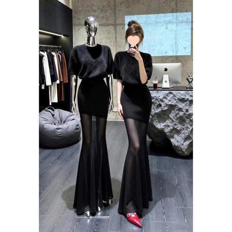 

Chic Round Neck Short Sleeve Knit Top & Splicing Midi Skirt Set M
