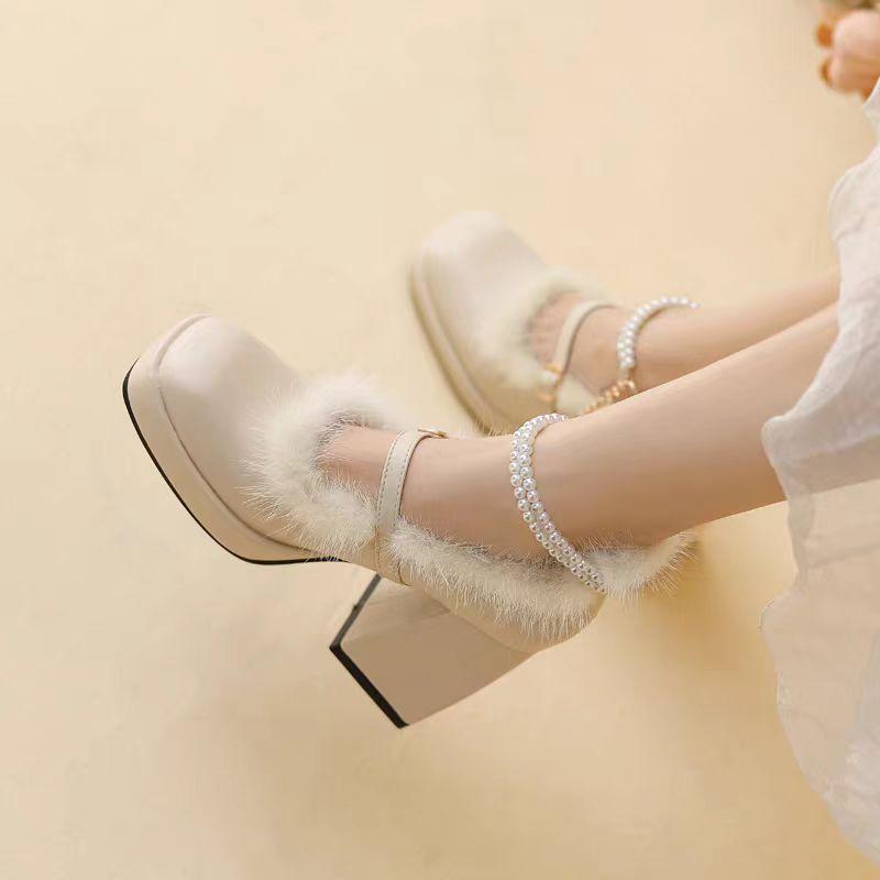 Autumn and winter velvet French fairy one-word buckle high heels women's thick heel bridesmaid shoes medium heel fluffy Mary Jane single shoes