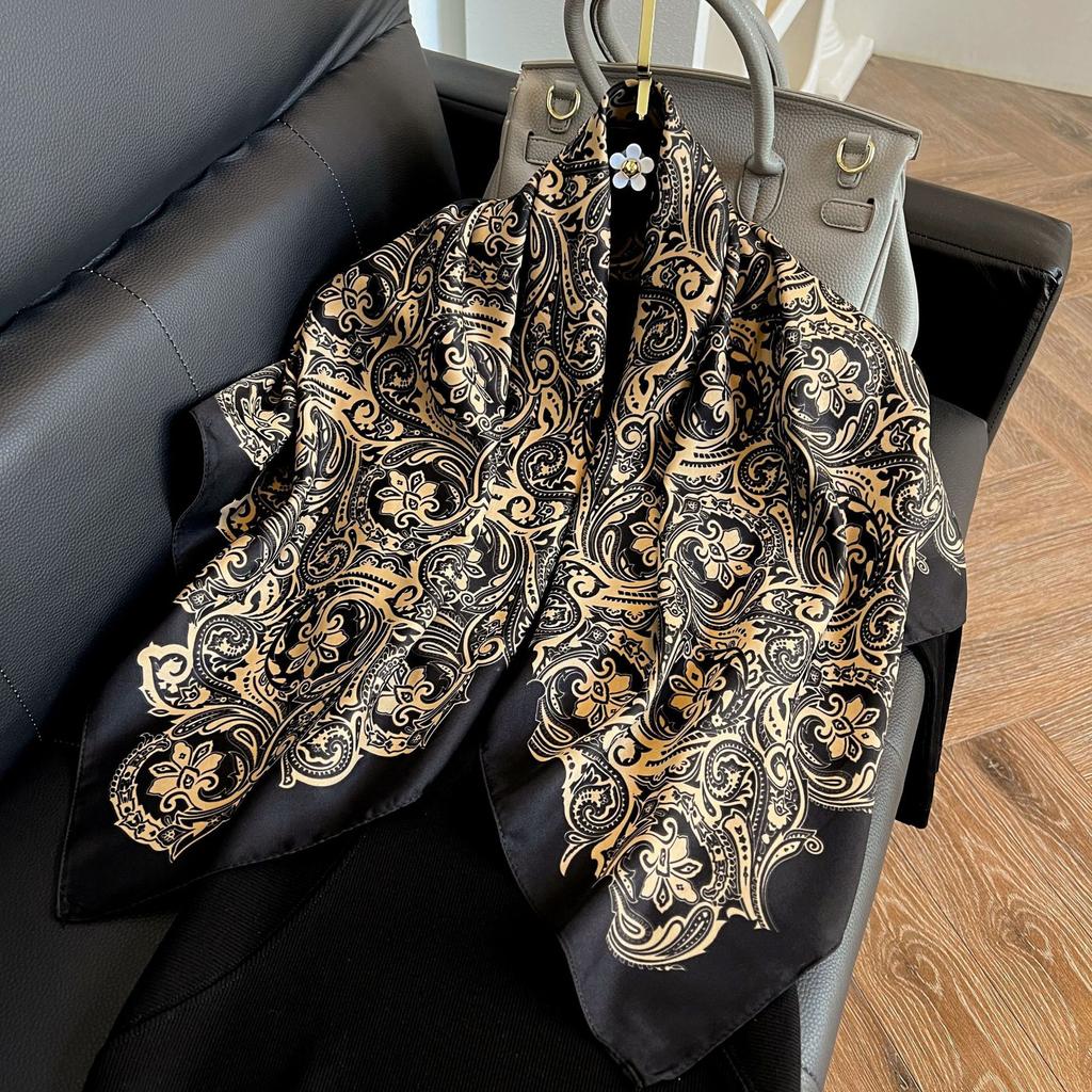 Large square scarf silk scarf women's new versatile spring and autumn winter high-end mother scarf shawl with shirt