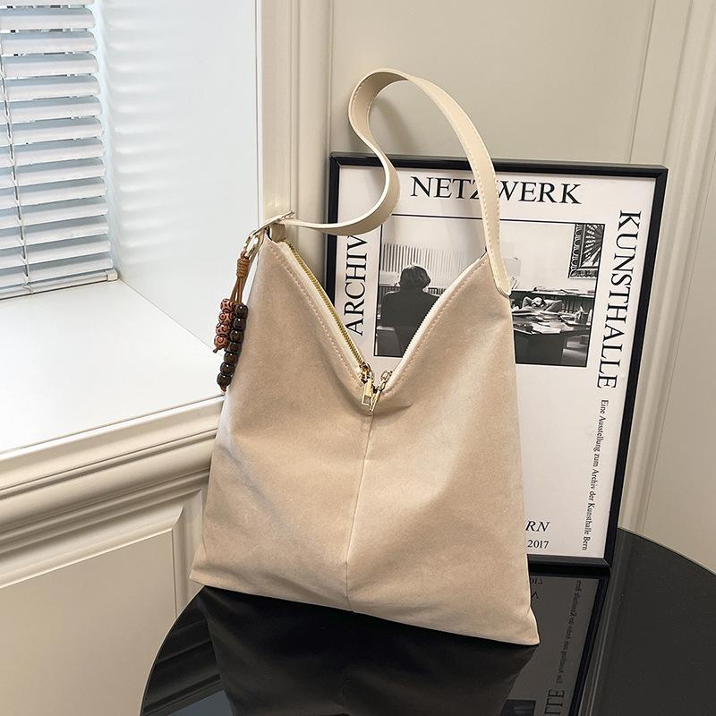 Autumn and winter retro large-capacity commuter bag women's new shoulder bag slack work tote bag