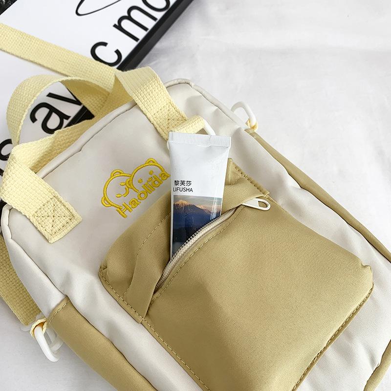 Female Japanese Niche Portable Messenger Bag Small Fresh and Cute Student Shoulder Bag Versatile Going Out To Play Mobile Phone Bag