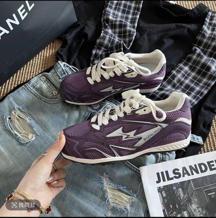 

[Miss Ai] Niche design jogging moral training shoes women s models 2025 autumn new leather inner height-increasing Forrest Gump shoes 35