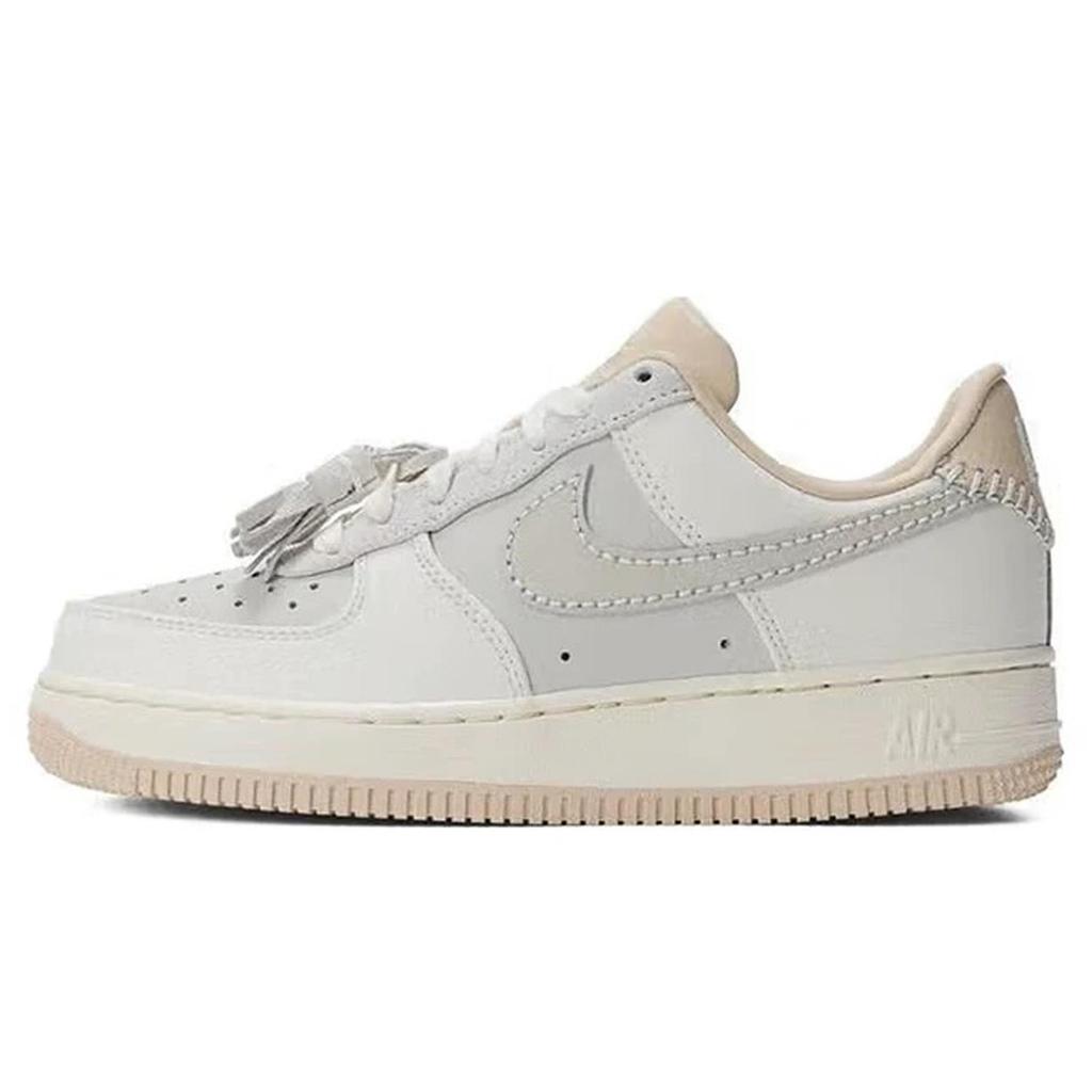 Nike Abrasion Resistant Slip Resistant Low top Skateboard Shoes Women's Ecru HV1813-001(TeamF-)