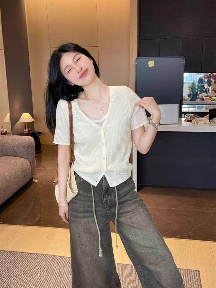 Korean Style V-Neck Two-in-One Knitwear: Summer 2025 Short-Sleeved T-Shirt.