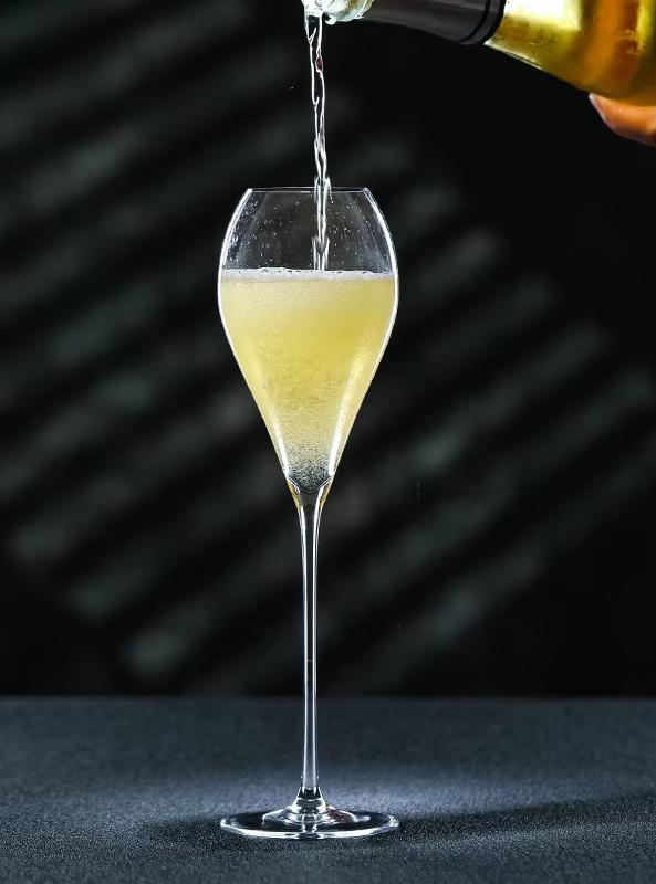 Slender Crystal Champagne Glass Cocktail Glass White Wine Glass Wedding Party Wine Glass Dessert Glass And Beverage Glass 1PCS