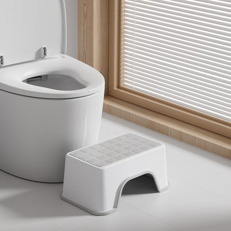 Children Step Stool Non-Slip Durable Plastic Footrest Lightweight Compact Size for Bathroom Kitchen Use