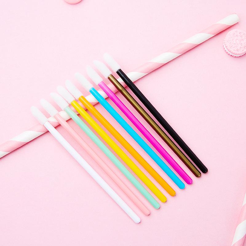 50 Disposable Lip Brush Wands - Mini Lipstick & Gloss Makeup Tools