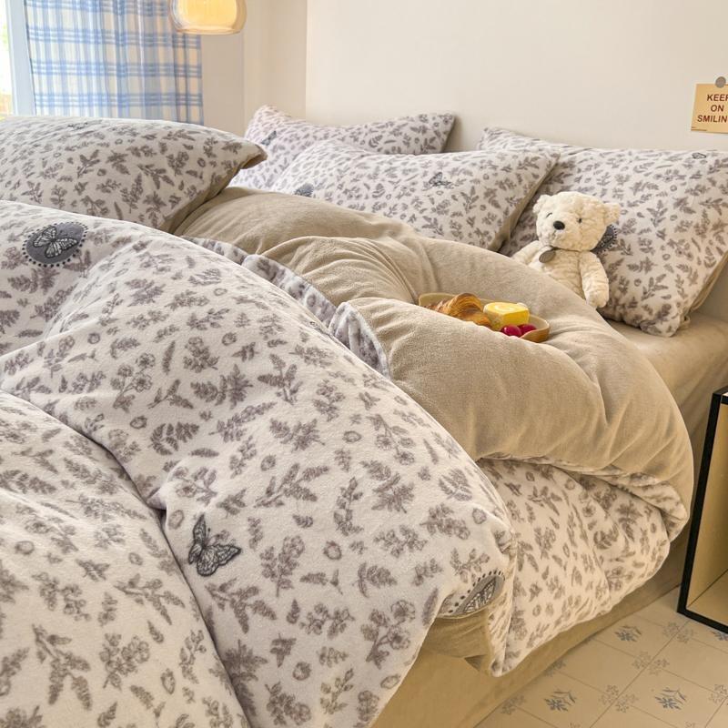 Thickened Milk Fleece Bed Four-Piece Set, Double-Sided Fleece Coral Fleece Quilt Cover, Bed Sheet Three-Piece Set