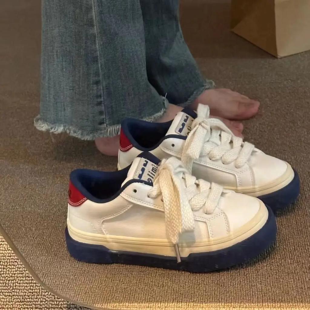 Women Vintage Red Canvas Low-top Jogging Sneakers Casual Letter Embroidery Skateboard Shoes Students Flat Outdoor Trainers