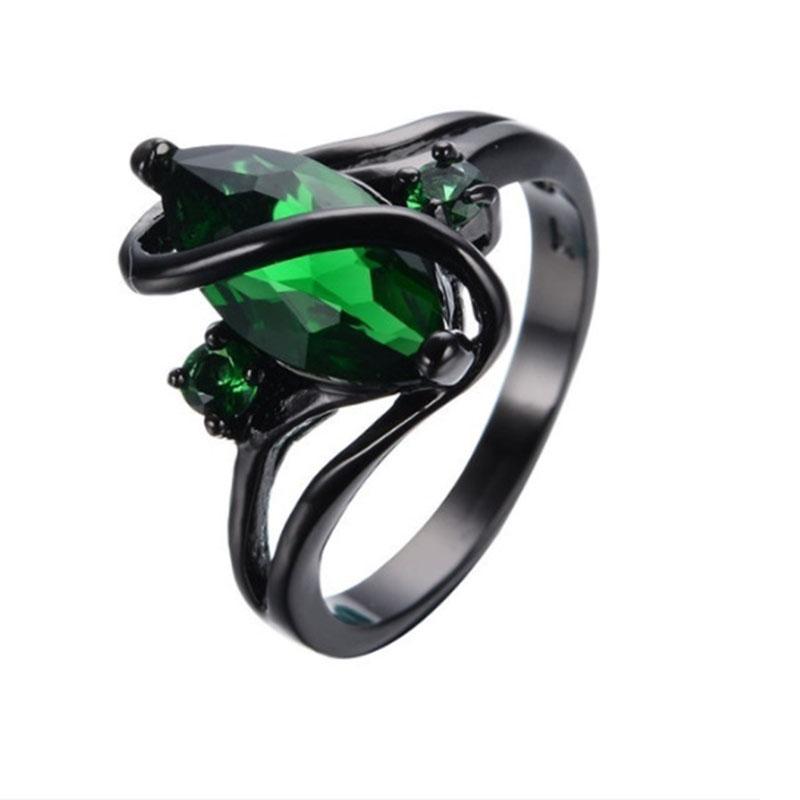 Unisex Diamond-Inlaid Ring Black Gold Horse Eye S-Shaped Ring Retro Minimalist Crystal Hand Accessories