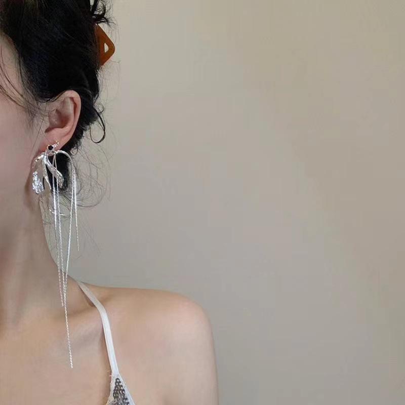 Silver Leaf Long Tassel Earrings For Round Face Women Versatile Design