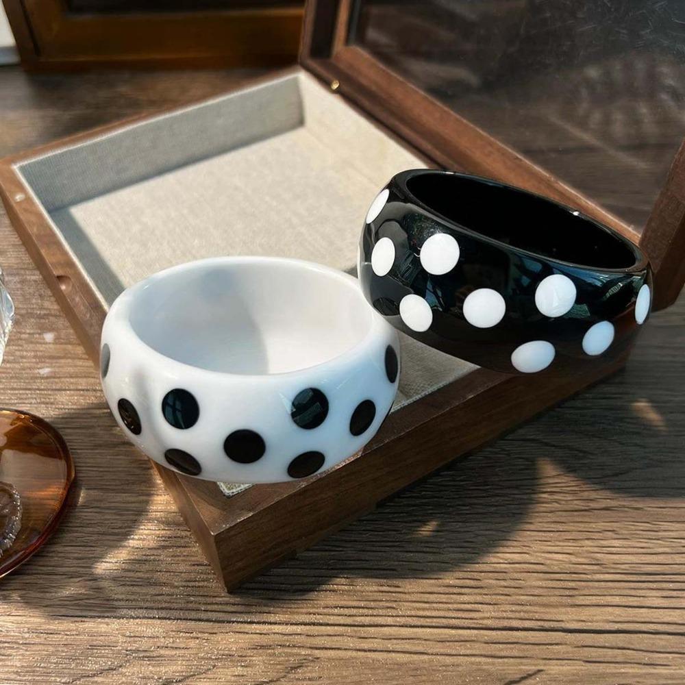 Polka Dot Spotted Bangle European Style Round Bracelet Retro Women's Bangle Women