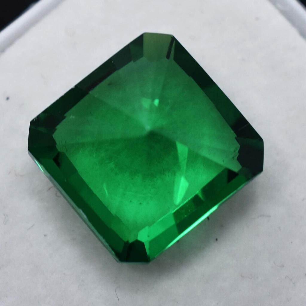 NATURAL Beautiful Green Garnet Square Cut 8.90 Ct Loose Gemstone