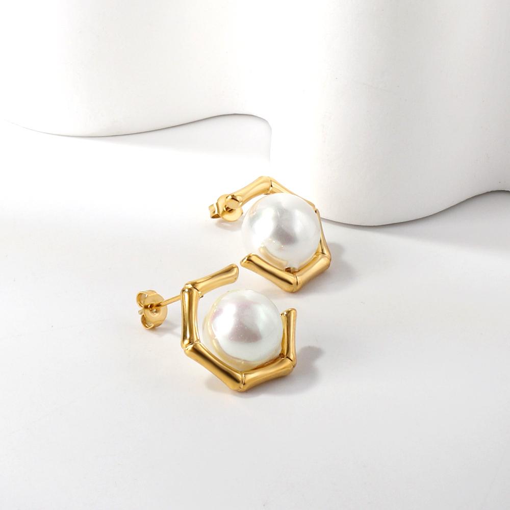 Fashionable Irregular Niche Stainless Steel White Pearl Earrings for Girls' Party Jewelry High-end INS Temperament Birthday Gift