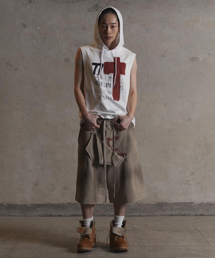Garter Gallery Hidden Pocket Dirty Bermuda Sweat Shorts_Beige