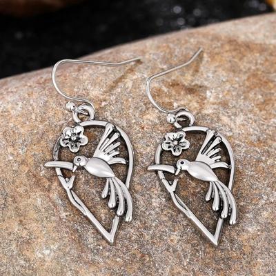 Japanische und koreanische Vintage-Kolibri-Ohrringe, Street-Chic, coole Hip-Hop-Mode, florale Anhänger, lange Ohrringe