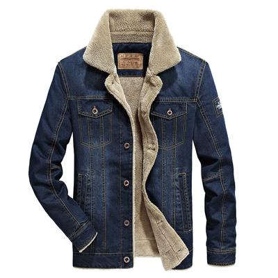 Jeansjacke aus Samt für junge Männer im Herbst und Winter, lässige Jacke in amerikanischer Version, lockerer, großer, verdickter Mantel mit mehreren Taschen und Baumwollpolsterung