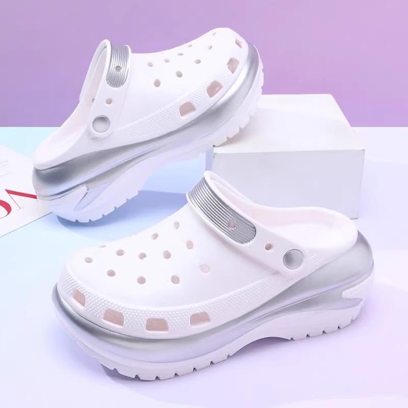 Chunky Platform Clogs Shoes Women Thick Bottom Non Slip Beach Woman Summer Fashion EVA Sandals Slippers