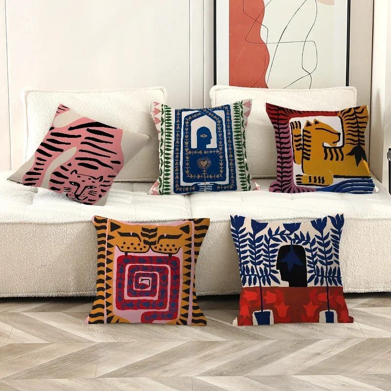 Home Decor Exotic Animals & Abstract Patterns Pillow Covers Pattern Cushion Cover Suitable for Sofa Bedroom Car Pillow Cover