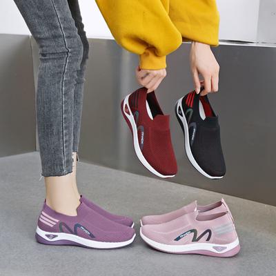 New Fly-woven One-pedal Socks Mouth Casual Women's Shoes Massage Bottom Breathable Mother Shoes Walking Sports Shoes