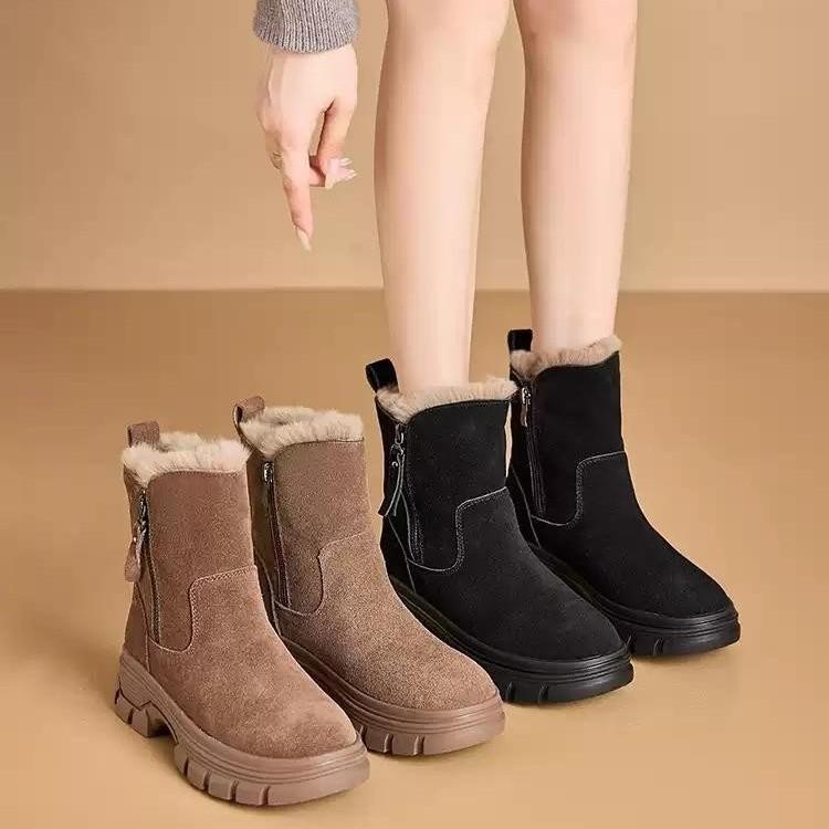 Women's Large Size Soft Sole Winter Warm Anti-slip Fur One Snow Boots Padded Lined Ankle Boots Waterproof Outdoor Sports Cotton Boots Martin Boots