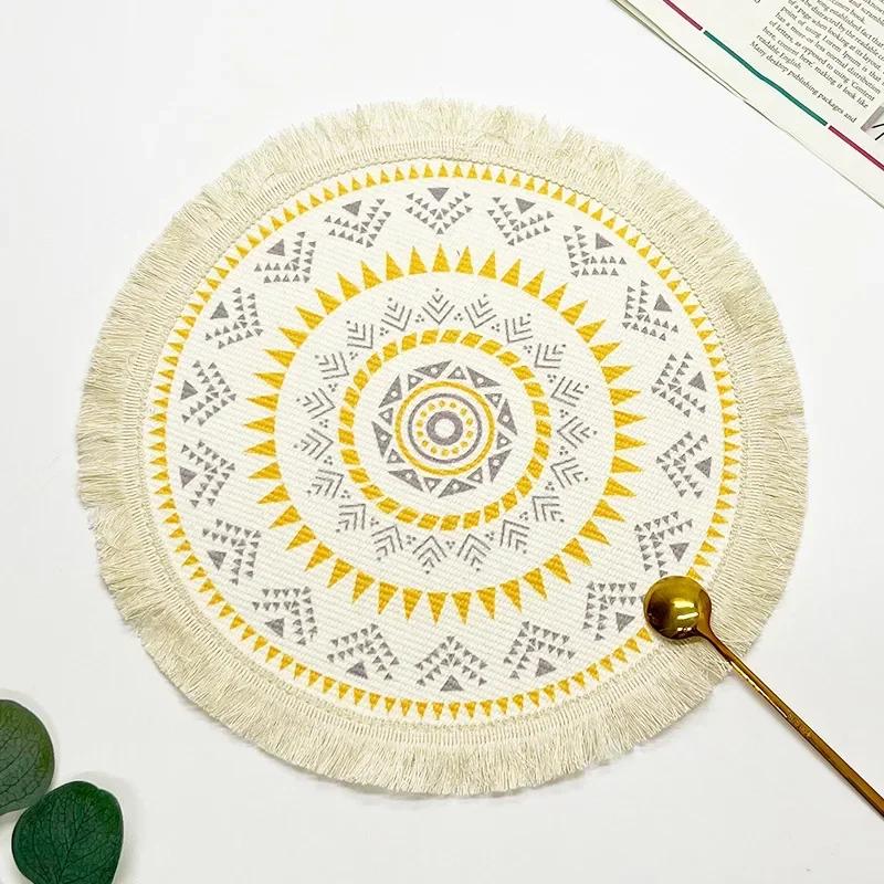 

Bohemian Style Round Placemat Cotton Linen Fabric Printed Tassel Coaster Retro Dish Pot Cup Vase Mat Home Kitchen Decoration 16CM