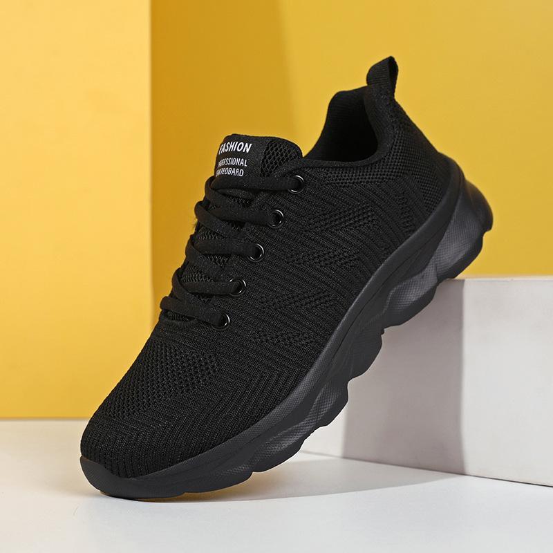 Brand women's shoes sports shoes spring and autumn new mesh breathable flat running shoes lightweight black work shoes