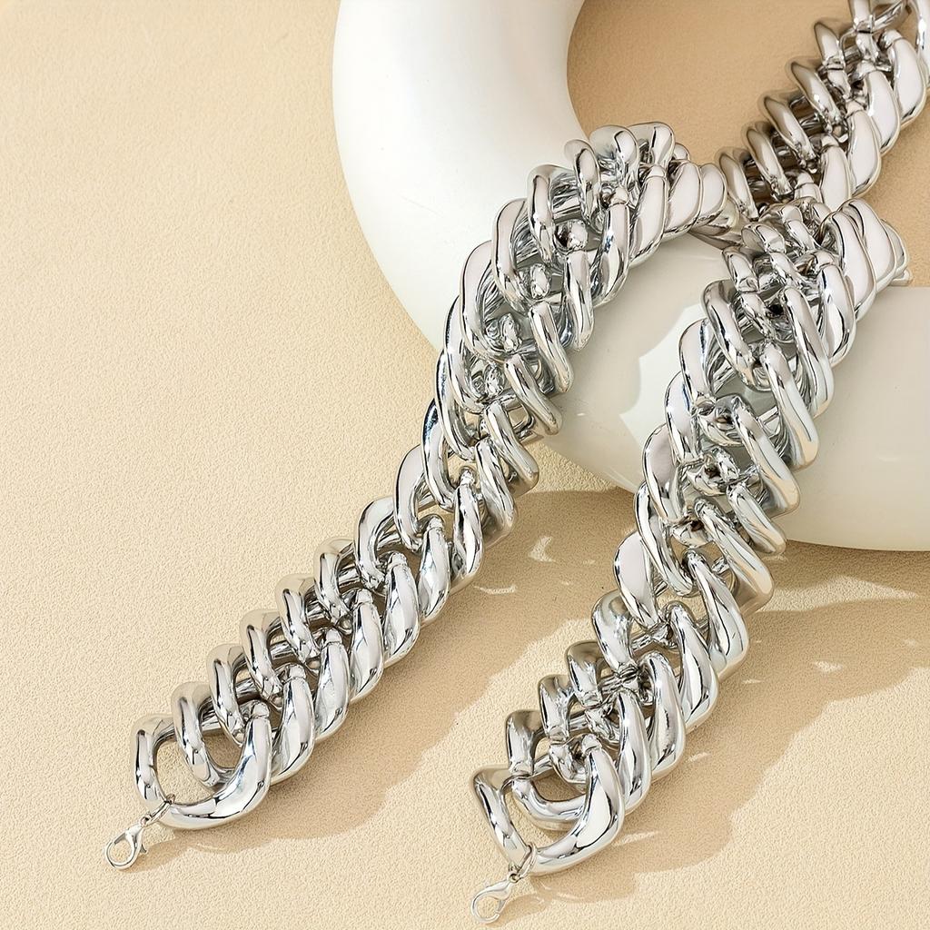 Halskette Armband Schlichte Silber Metallkette Übertriebene Persönlichkeit Schlüsselbeinkette Nischen-High-End-Artikel Schmuck Damenmodelle