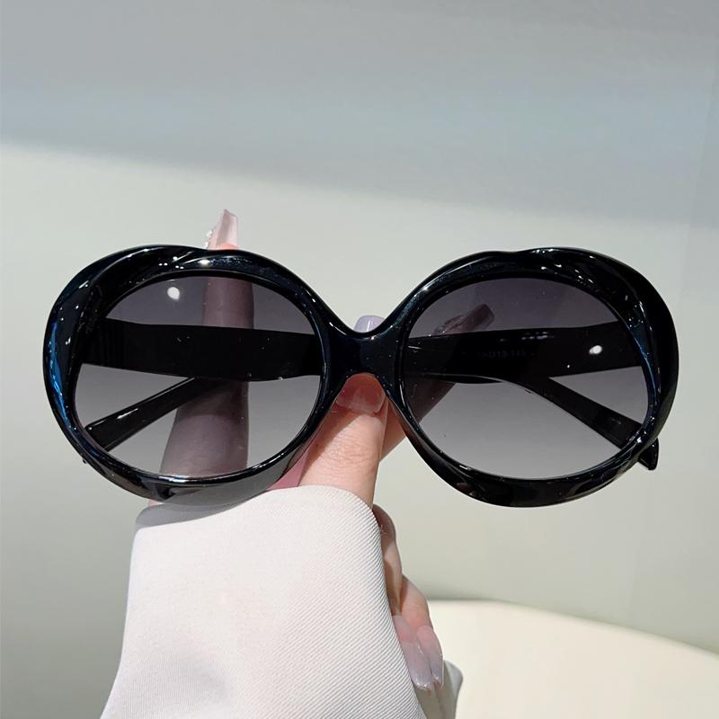 Oversized Round Sunglasses  Fashion Gradient Multicolor Outdoor Shades Trendy Brand Design Beach Holiday Sun Glasses