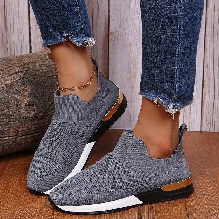 

Foreign trade 2025 popular sports knitted mesh women s shoes European and American large size light and comfortable versatile single shoes 44 серый