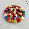 1 Stück bunte runde Filzball-Untersetzer 10 cm Modische handgefertigte Wollfilz kleine Tassenunterlage Rundliche Wollfilz-Untersetzer-Pads