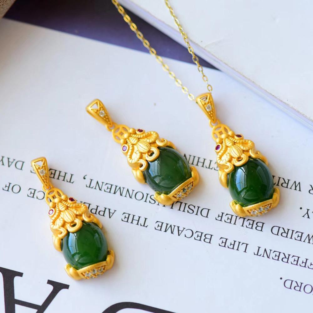 Traditional Chinese Gold Plated Hetian Jade Pixiu Necklace Spinach Green Pendant