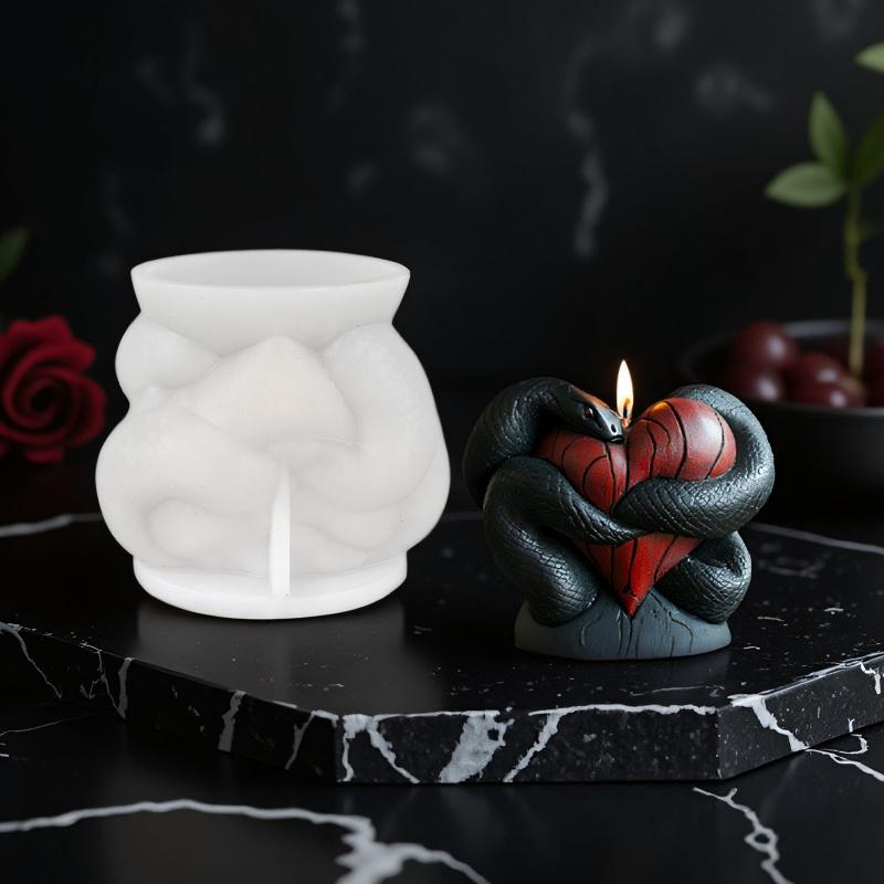 DIY Snake Fruit Aromatherapy Silicone Mold Terror Love Snake Candle Paste Resin Mold for Halloween Party Decoration Gifts