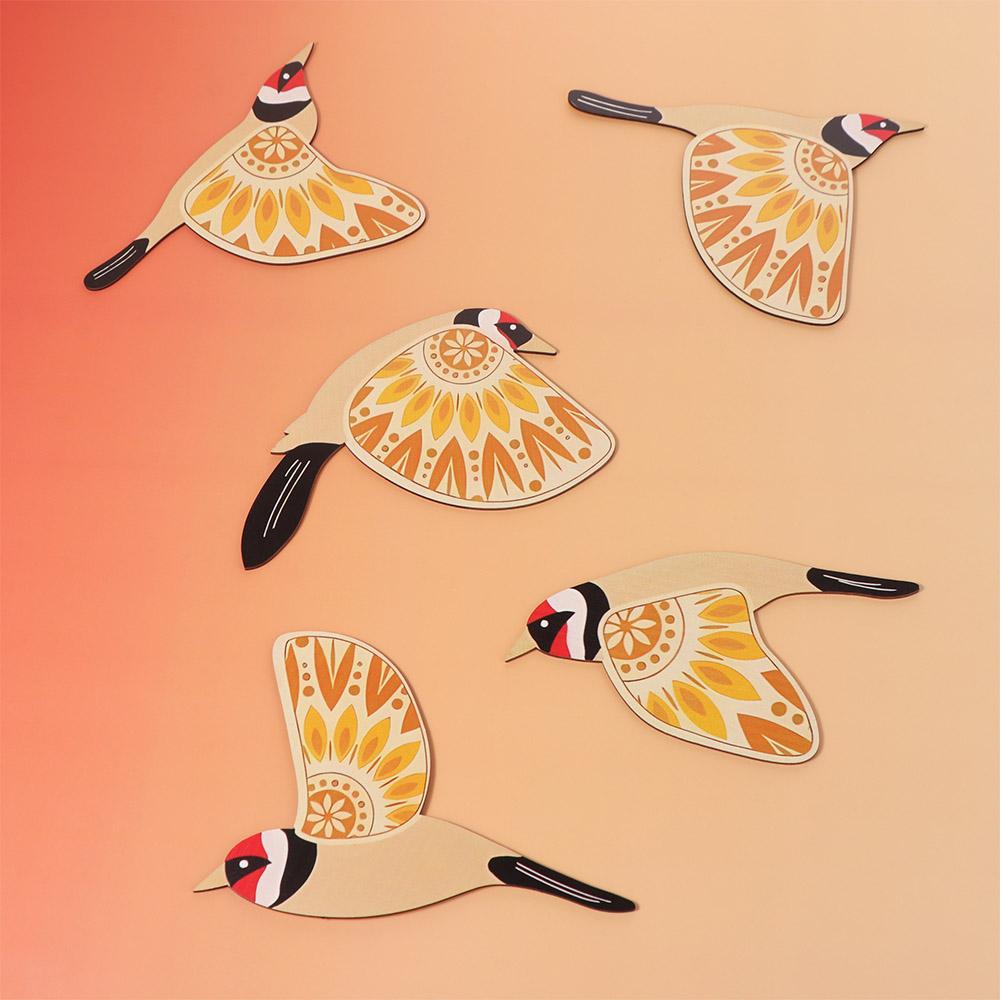 5Pcs Wooden Flying Birds Wall Decor Vintage Wall Figurines Sculpture  Living Room