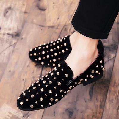 Mode Herren Freizeitschuhe Mode Slipper Business Bankett Oxfords Sexy Nieten Ballerinas Formelle Kleidung Hochzeitsschuhe Zapatilla Hombre