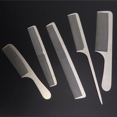 Hochwertiger Friseurkamm aus Edelstahl und Silbermetall, Friseursalon-Haarschneidekamm für Männer und Frauen
