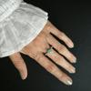 Серебряное кольцо с натуральным изумрудом 1.156ct, вес изделия 1,94 гр (2214137)
