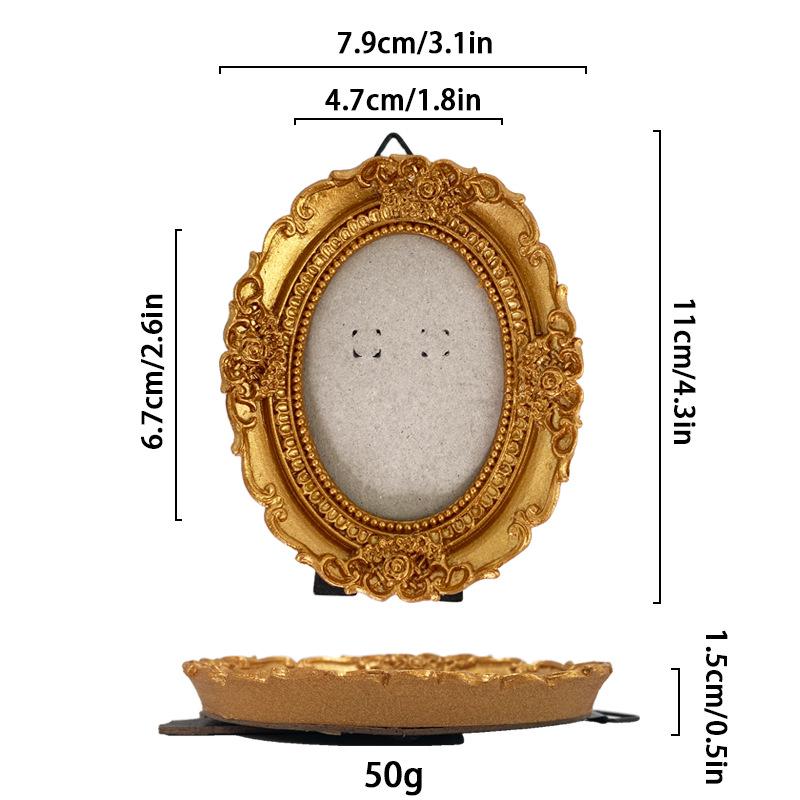 Victoria-Style Retro Resin Photo Frame Ornament - Light Luxury Badge Display Stand for Photo Props