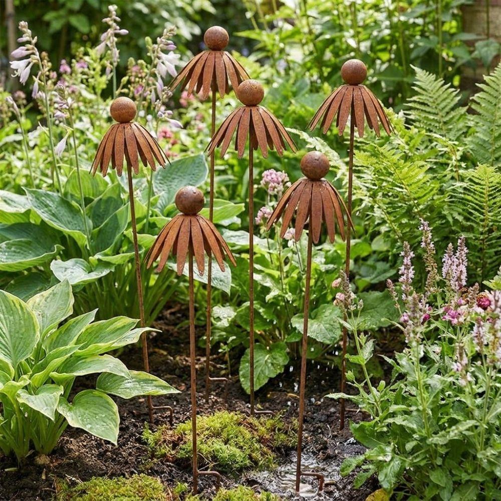 Weather Resistant Metal Daisy Stake Rusted Iron Curved Petal Stake Rustic Garden Art  Lawn Patio