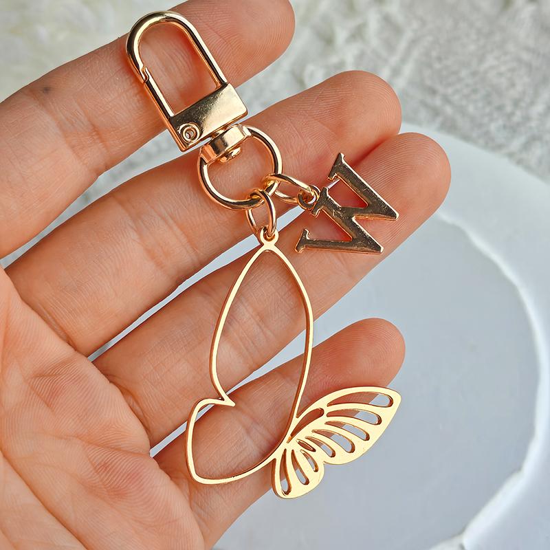 1PC Alphabet Luxury A-Z Fashionable Keychain Vintage Alloy Artistic Gold Hollow Butterfly Elegant