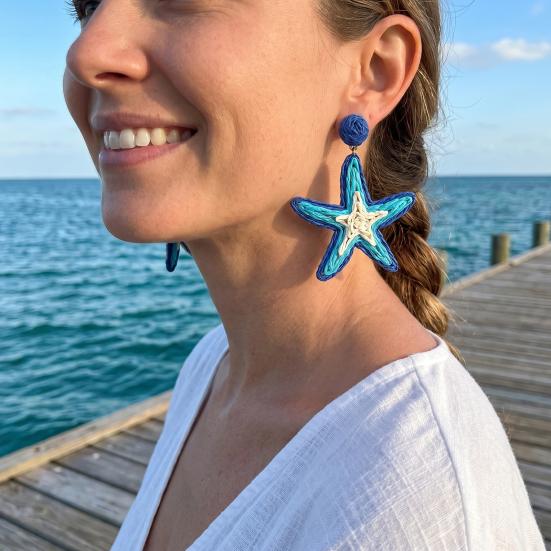 1 Paire Boucles d'Oreilles Femme Texture Raffia Fait Main Couleur Contrastante Style Marin Design Étoile Boucles d'Oreilles Pendantes Accessoires Polyvalents