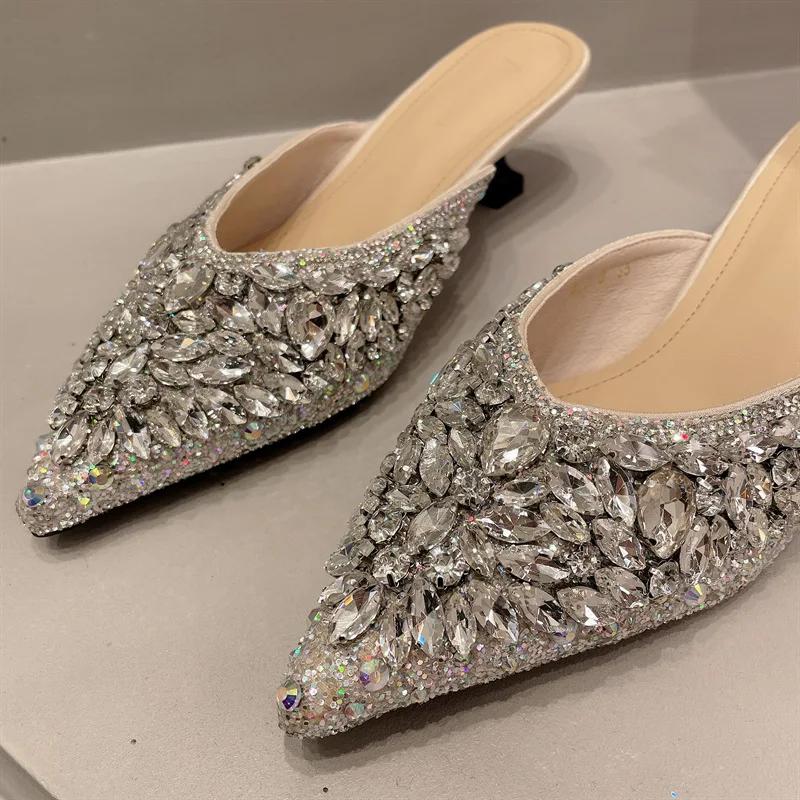 Luxury Rhinestone Sandals Women Slingback Slippers Female Fashions Low Heel Flip-flops Shiny Pointed Pumps Women Mules Slippers